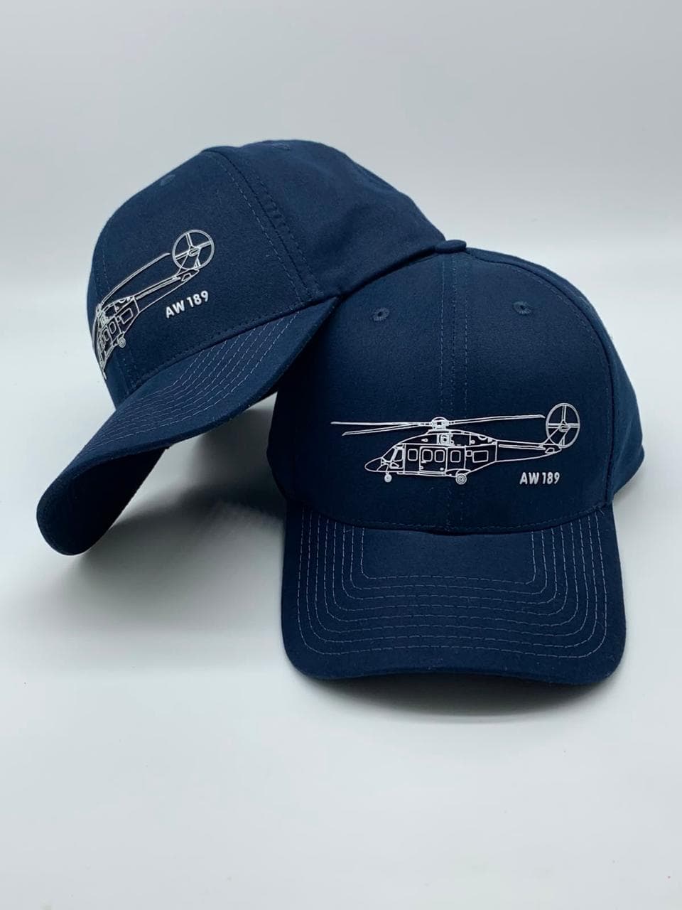 PREMIUM CAP - AW189 AZUL (N. 32/26) — foto 2